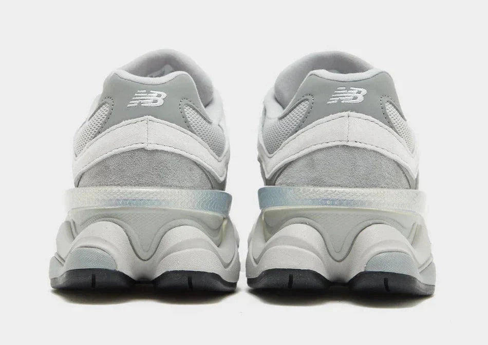 New Balance 9060 - kleostreetwear