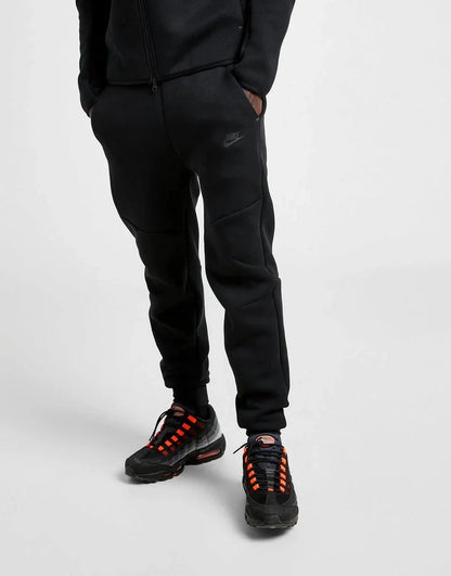 Nike Pantalon de jogging Tech Fleece Homme - kleostreetwear